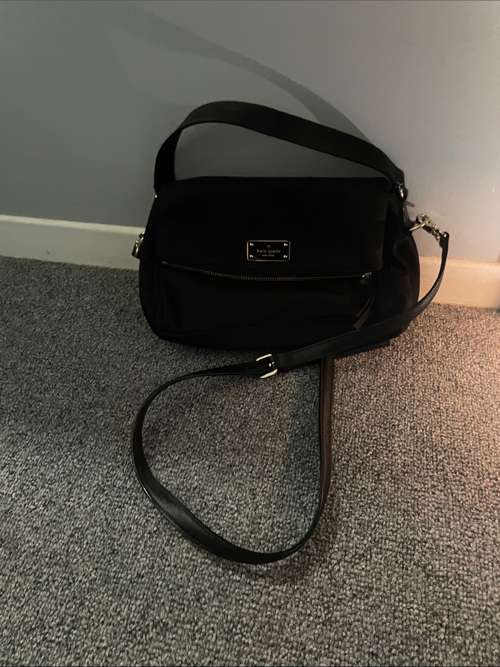 kate spade black crossbody messenger bag with gold hardware